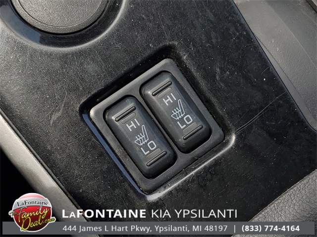 Vehicle image 22 of 30