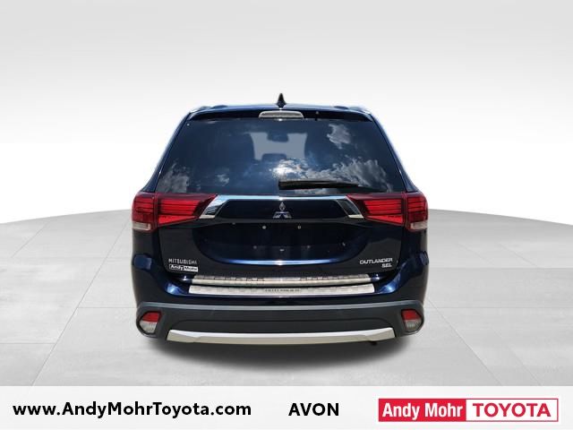Vehicle image 6 of 35