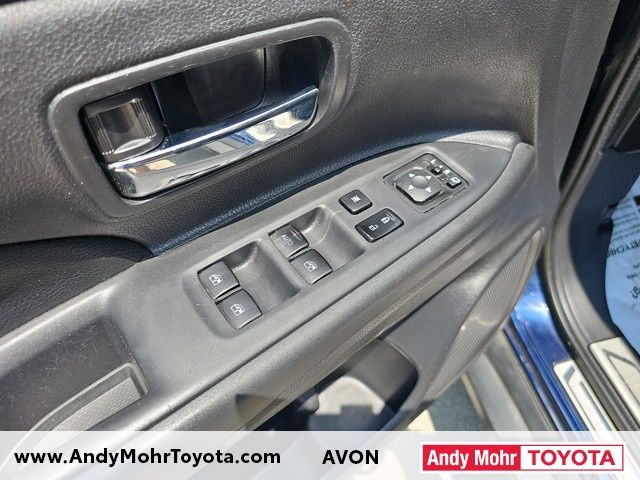 Vehicle image 23 of 35
