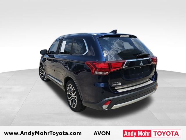 Vehicle image 7 of 35