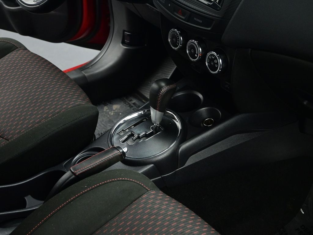 Vehicle image 49 of 85