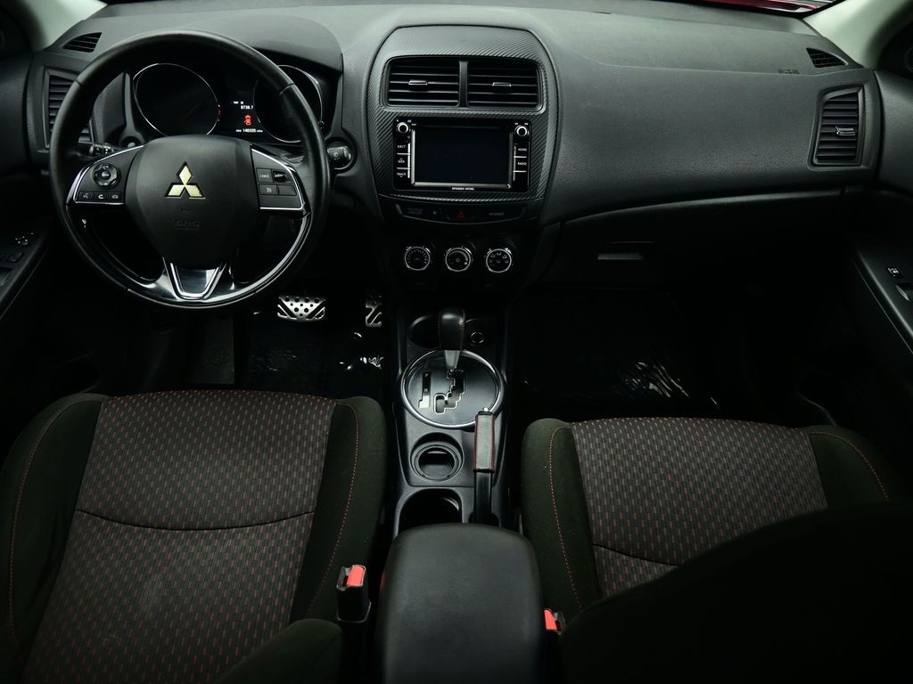 Vehicle image 28 of 85