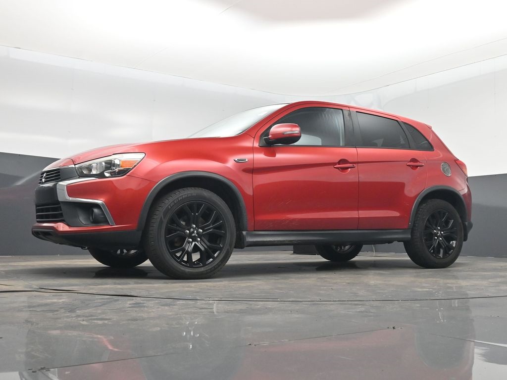 Vehicle image 6 of 85