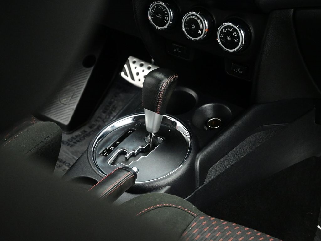 Vehicle image 58 of 85