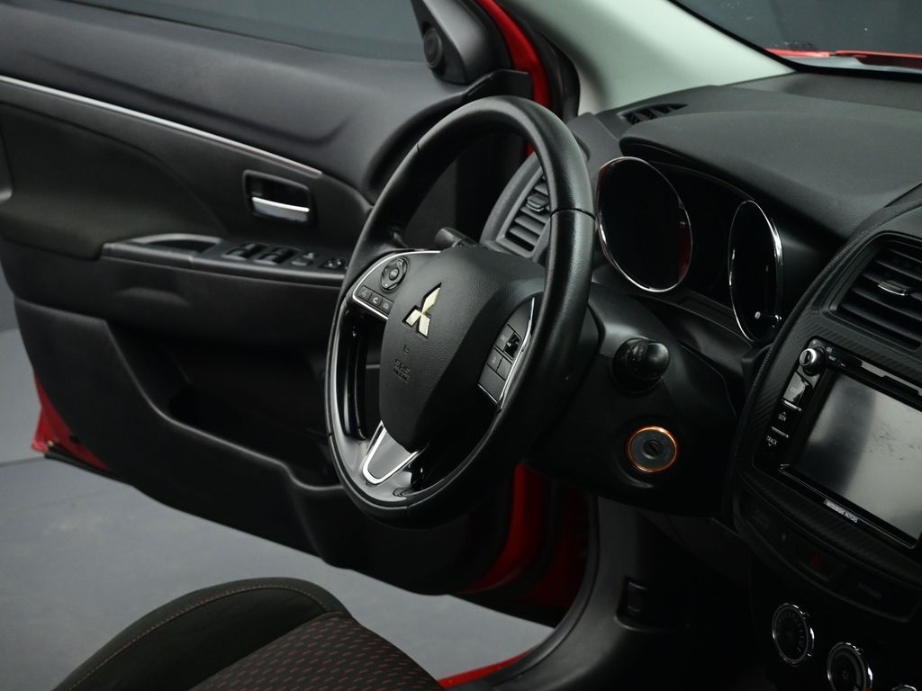 Vehicle image 51 of 85