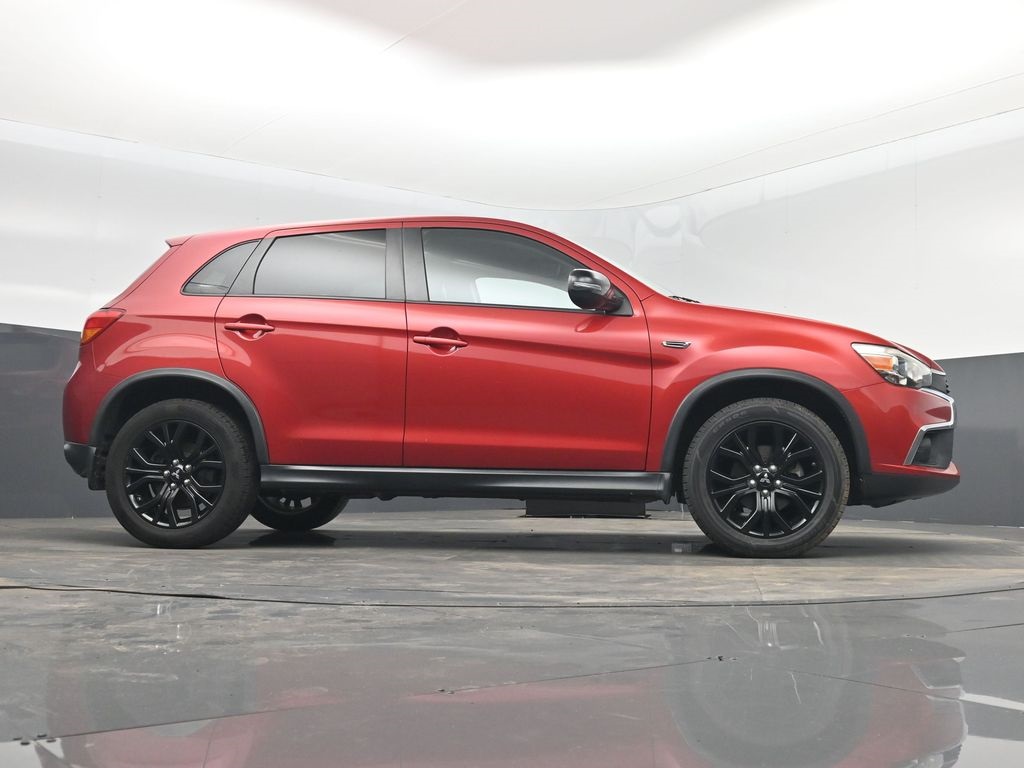 Vehicle image 13 of 85