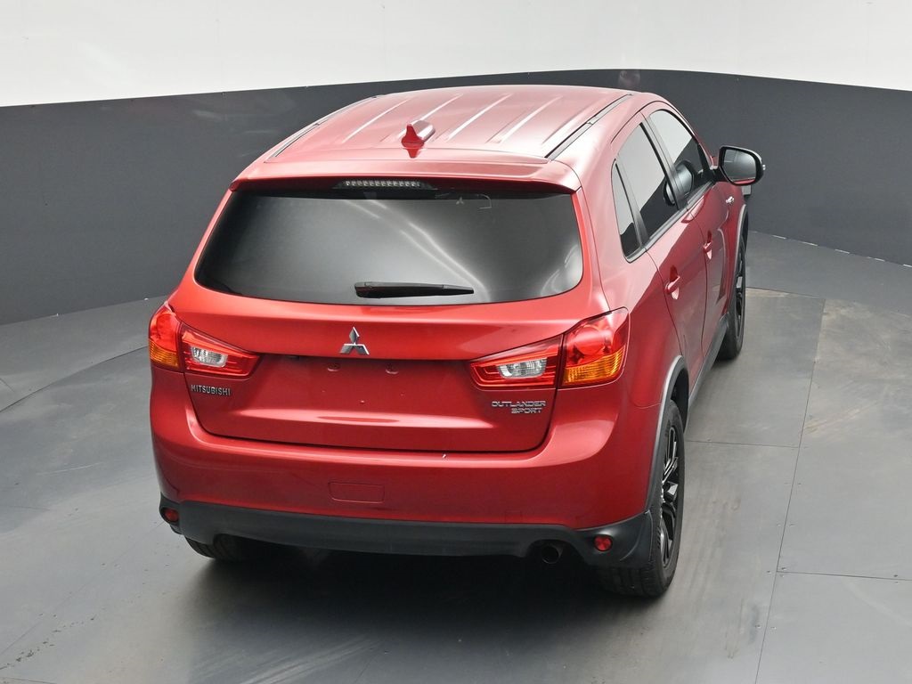 Vehicle image 16 of 85