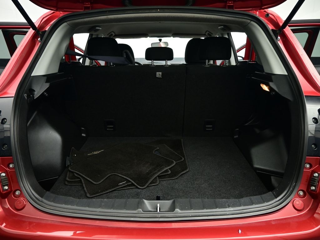 Vehicle image 60 of 85