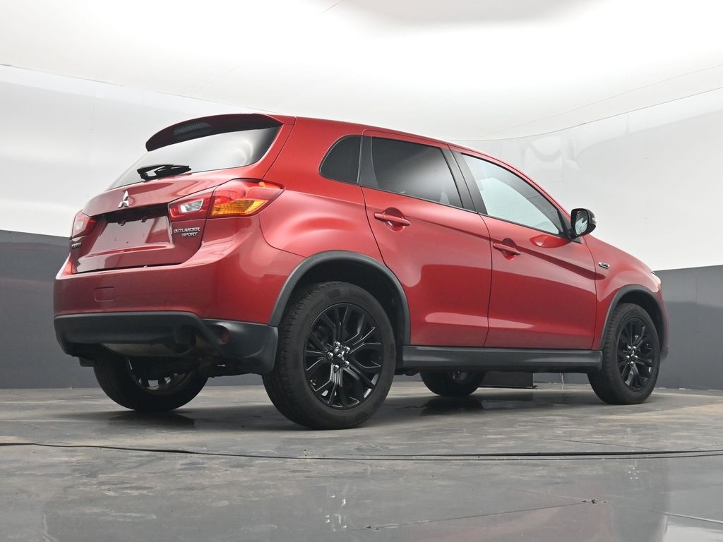 Vehicle image 17 of 85