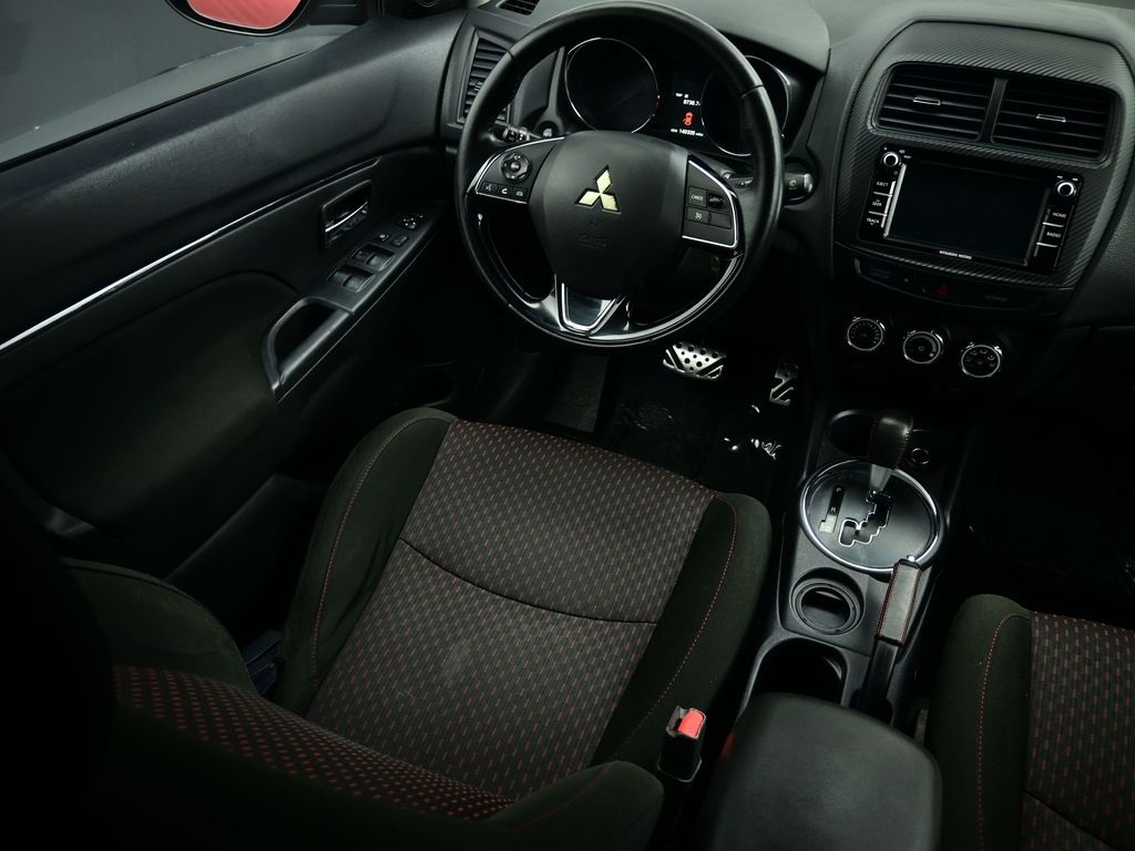 Vehicle image 39 of 85