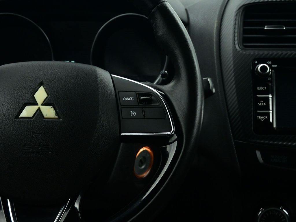 Vehicle image 35 of 85