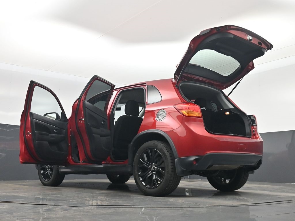 Vehicle image 24 of 85