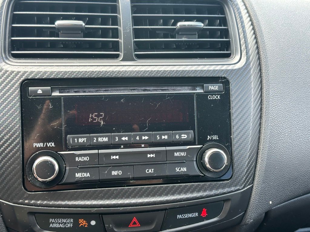 Vehicle image 11 of 20