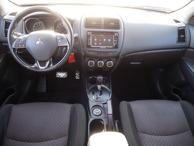 2017 Mitsubishi Outlander Sport ES 2.0 Image 17 of 37