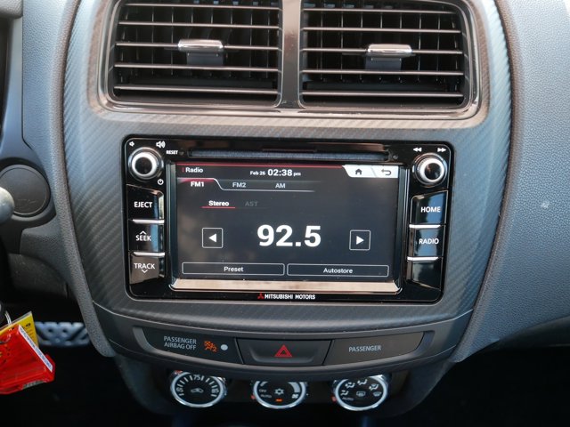 2017 Mitsubishi Outlander Sport ES 2.0 Image 23 of 37