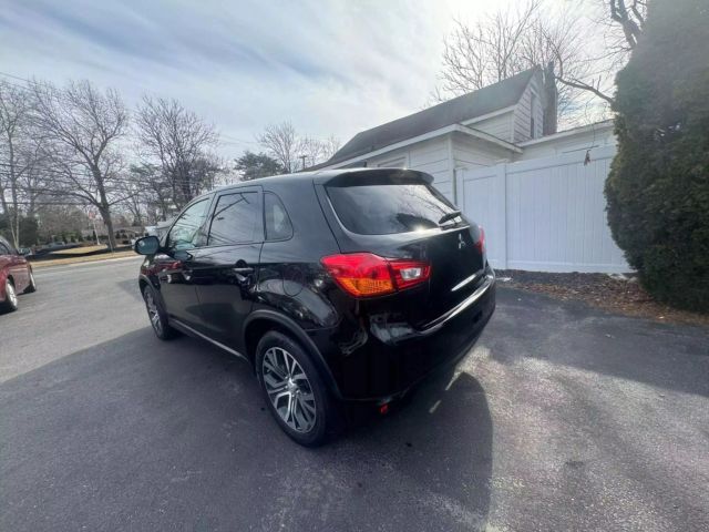 Vehicle image 5 of 30