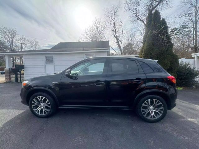 Vehicle image 6 of 30