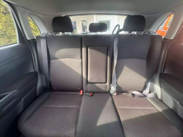 Vehicle image 15 of 30