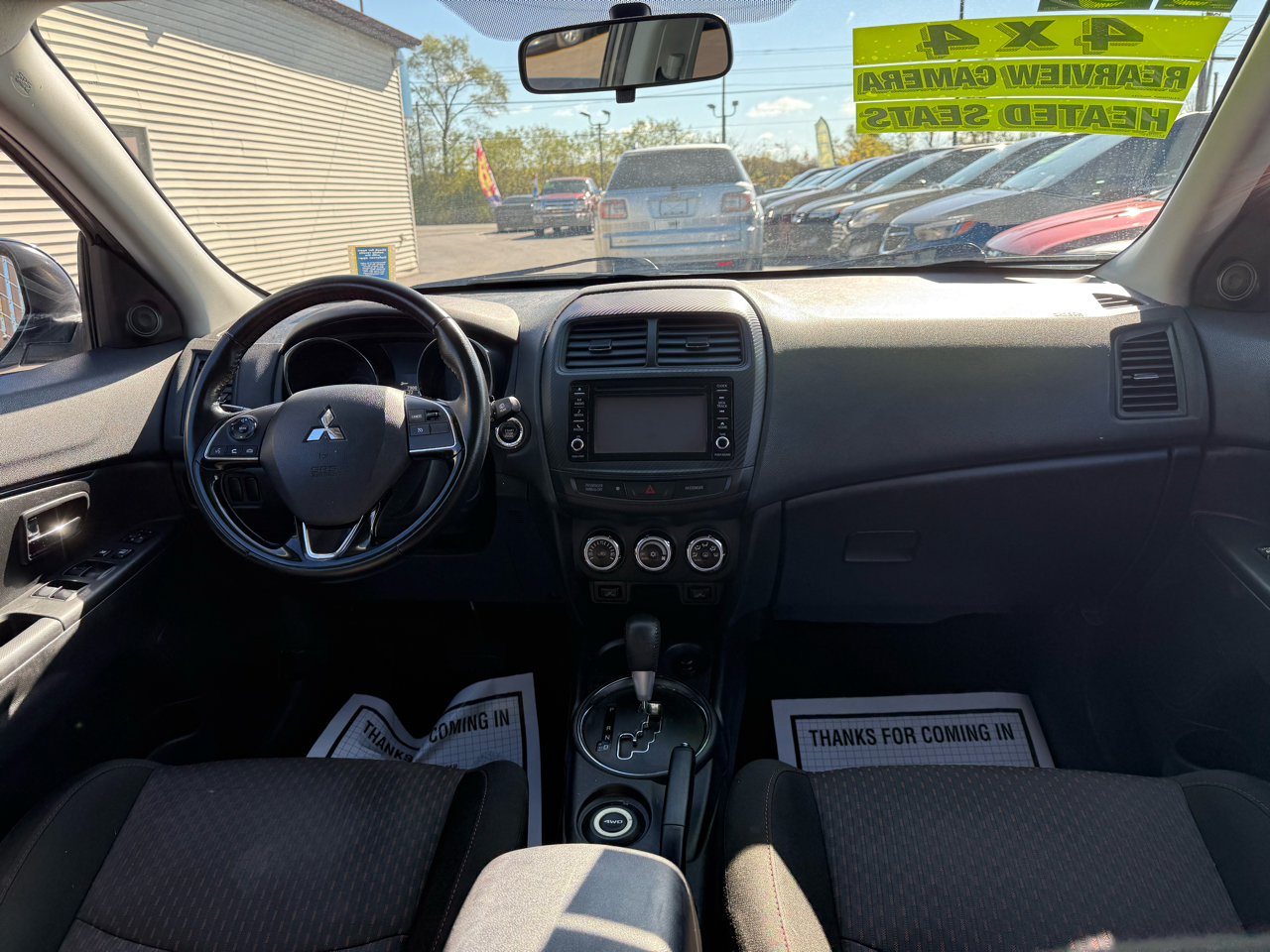 2017 Mitsubishi Outlander Sport SE 2.4 Image 3 of 4