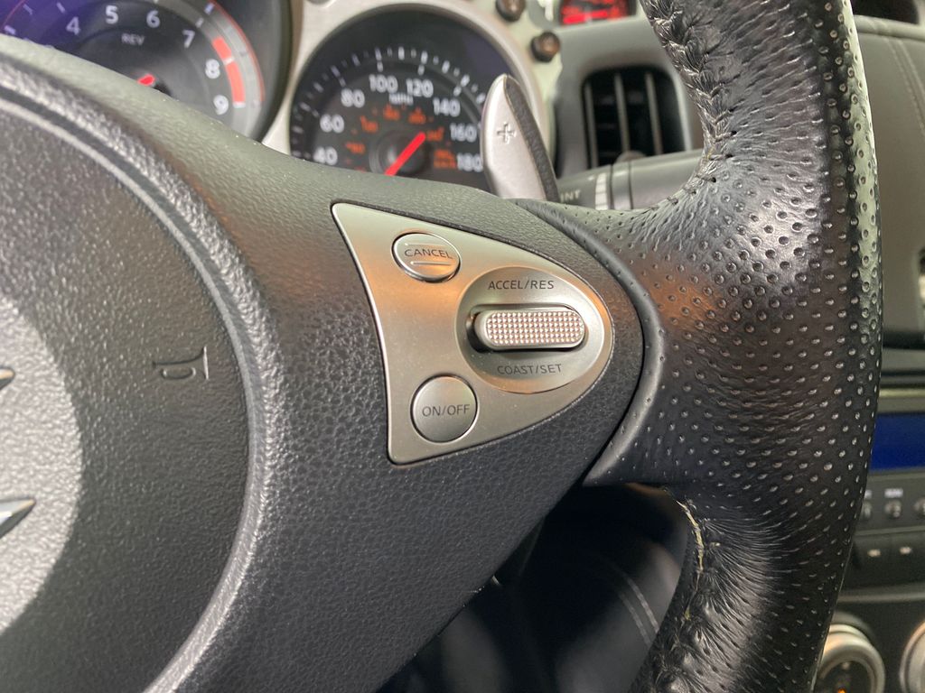Vehicle image 20 of 30