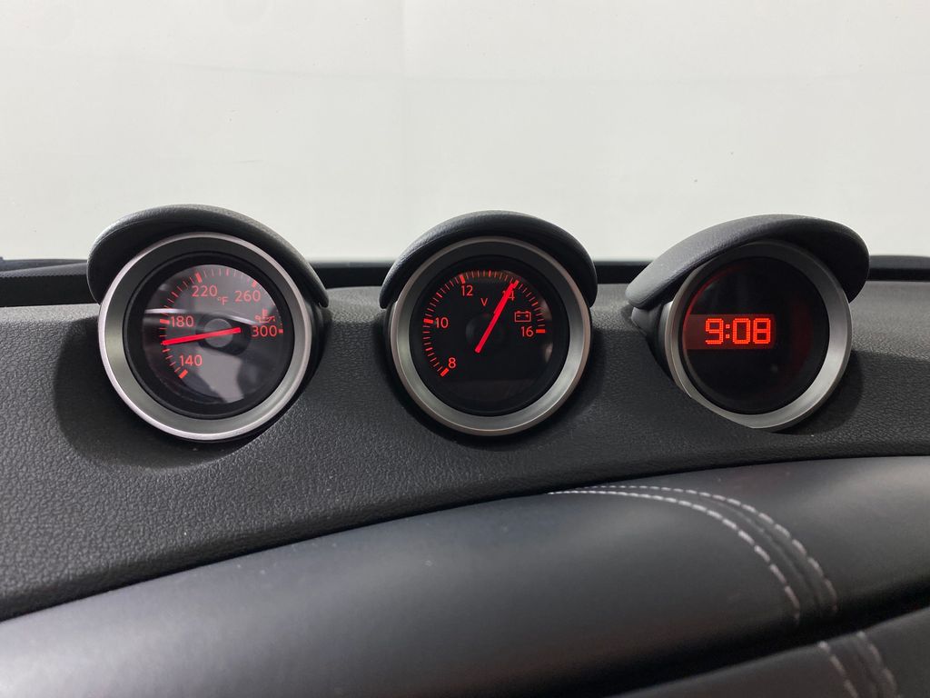 Vehicle image 12 of 30