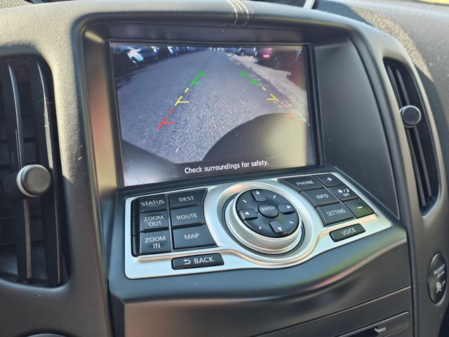 Vehicle image 20 of 23