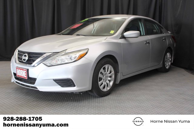 2017 Nissan Altima 2.5 S Image 1 of 12