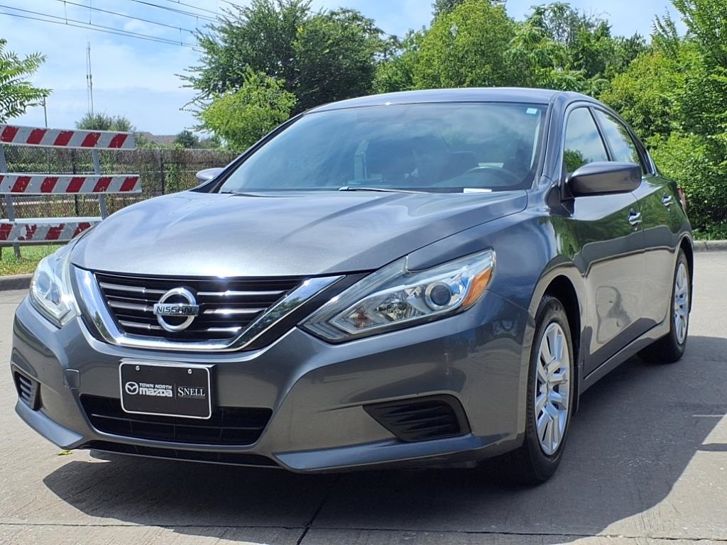 Vehicle image 1 of 42