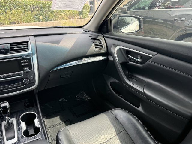 2017 Nissan Altima 2.5 SL Image 41 of 68