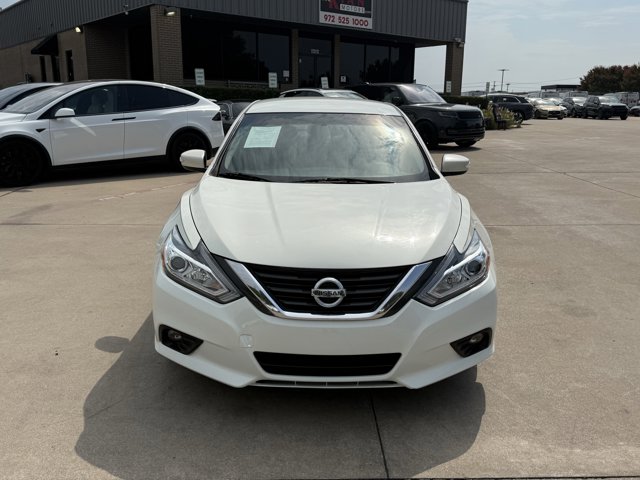 2017 Nissan Altima 2.5 SL Image 2 of 68