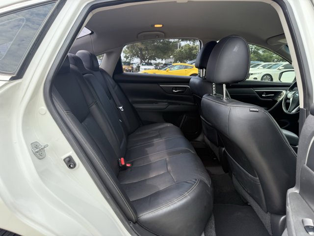 2017 Nissan Altima 2.5 SL Image 27 of 68