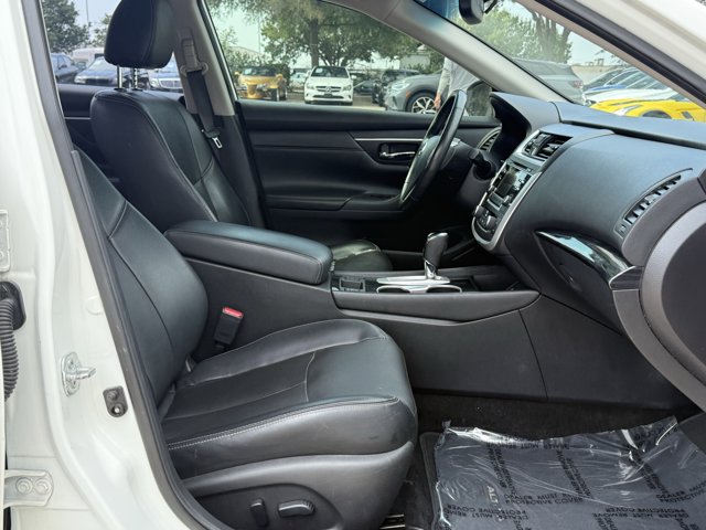 2017 Nissan Altima 2.5 SL Image 24 of 68