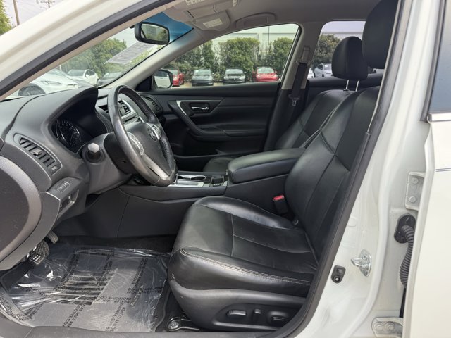 2017 Nissan Altima 2.5 SL Image 32 of 68
