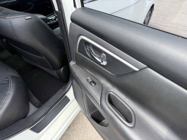 2017 Nissan Altima 2.5 SL Image 66 of 68