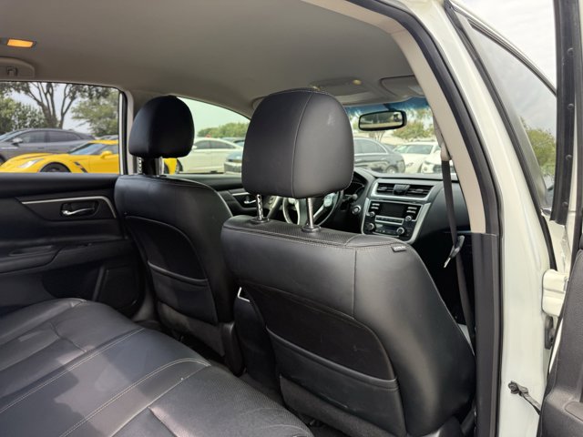 2017 Nissan Altima 2.5 SL Image 33 of 68