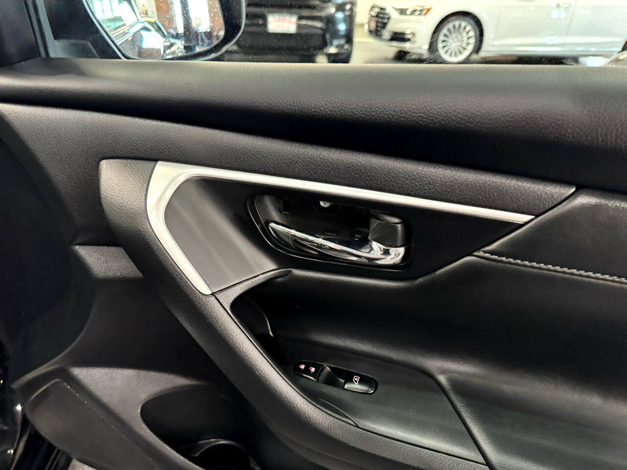 2017 Nissan Altima 2.5 SL Image 41 of 44