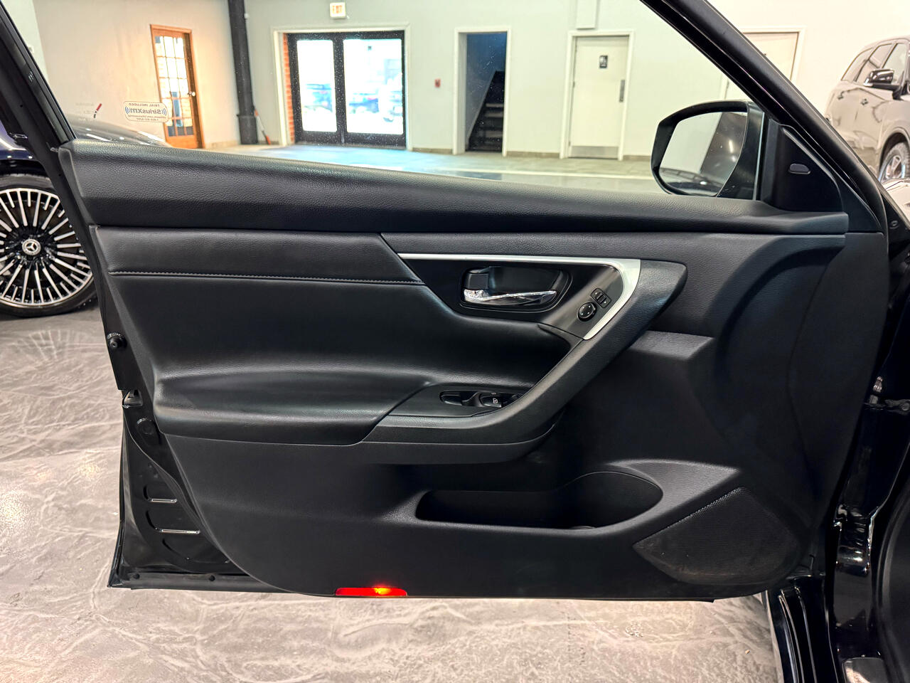 2017 Nissan Altima 2.5 SL Image 21 of 44
