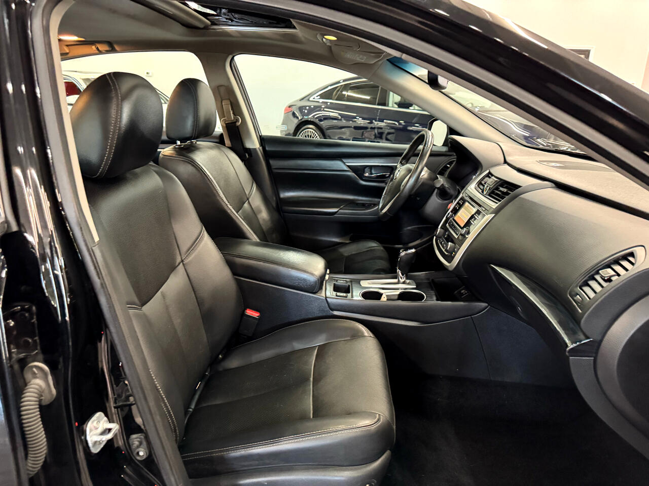 2017 Nissan Altima 2.5 SL Image 42 of 44