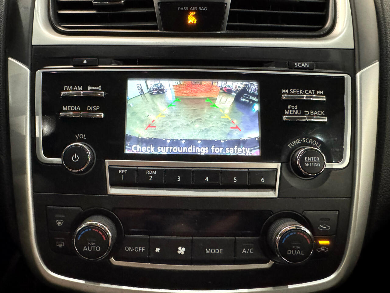 2017 Nissan Altima 2.5 SL Image 29 of 44