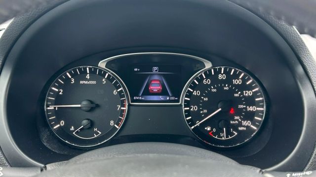 Vehicle image 8 of 45