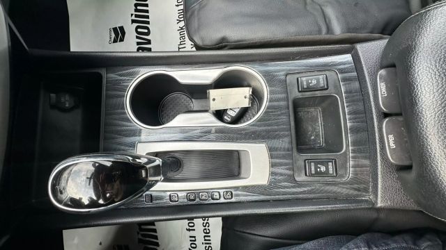 Vehicle image 12 of 45