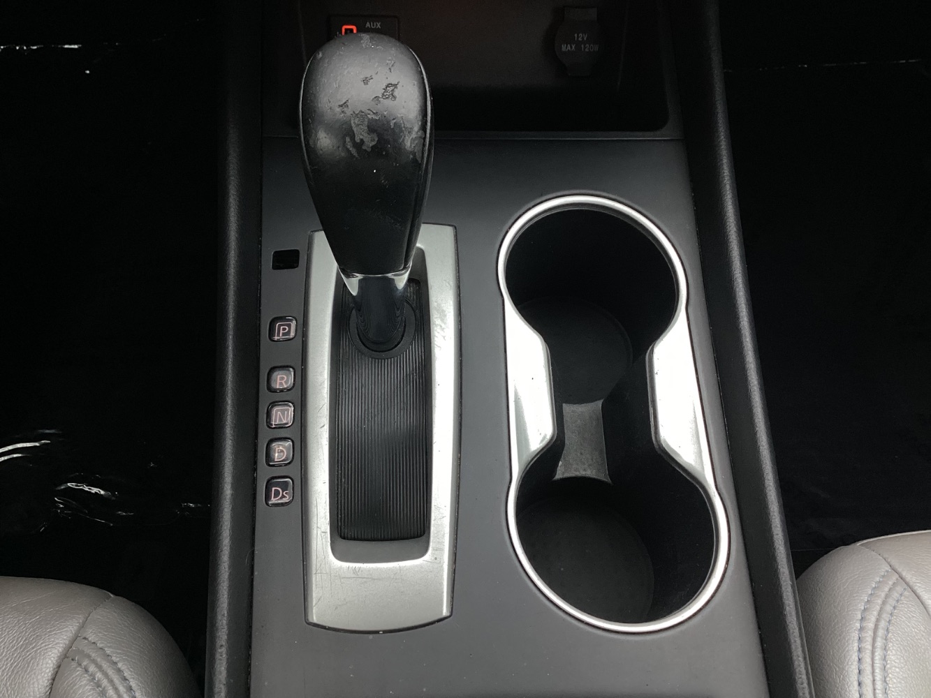 2017 Nissan Altima 2.5 SR Image 31 of 46
