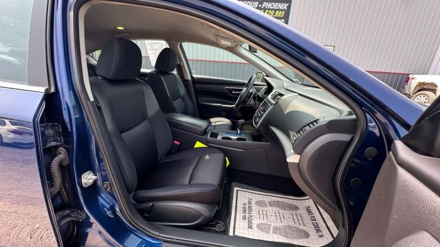 Vehicle image 44 of 45