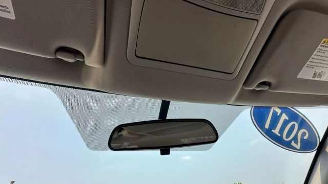 Vehicle image 10 of 45