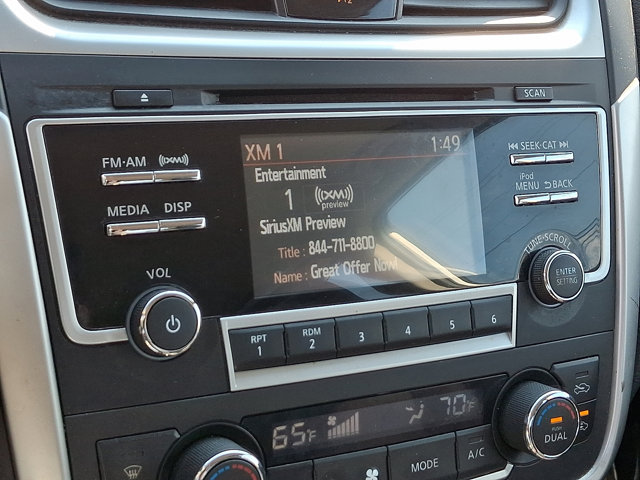 2017 Nissan Altima 2.5 SV Image 17 of 30