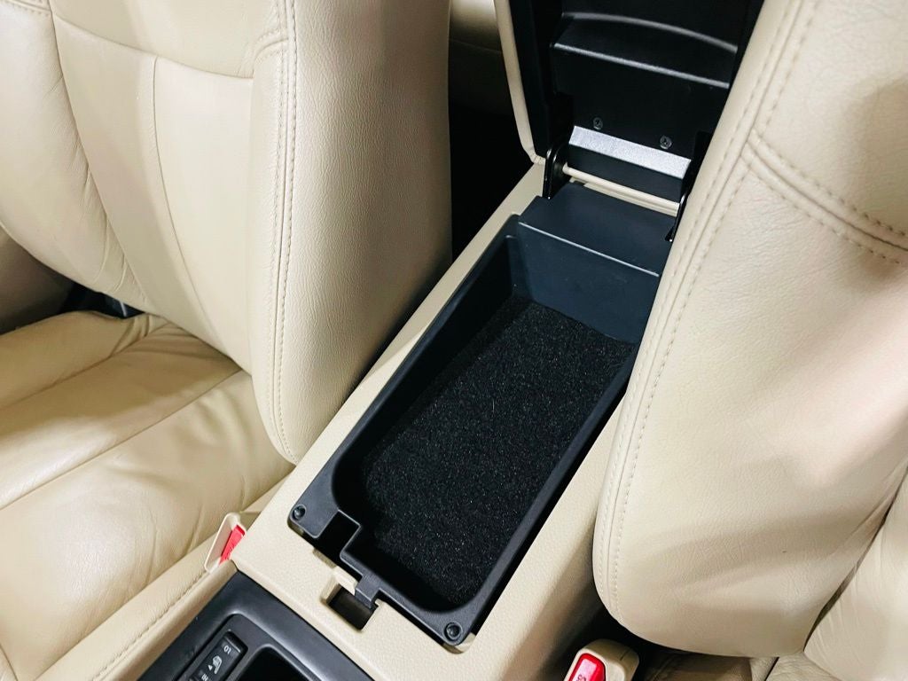 Vehicle image 44 of 50