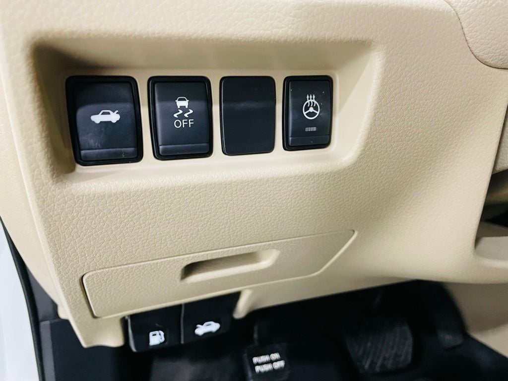 Vehicle image 49 of 50