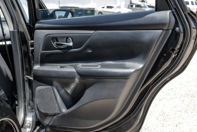 2017 Nissan Altima 2.5 S Image 46 of 60
