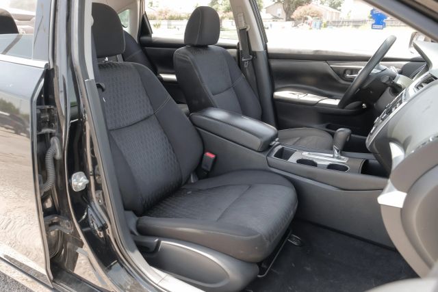 2017 Nissan Altima 2.5 S Image 24 of 60