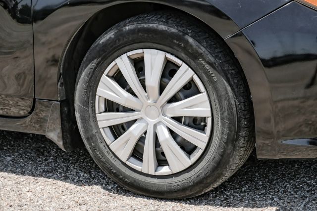 2017 Nissan Altima 2.5 S Image 18 of 60